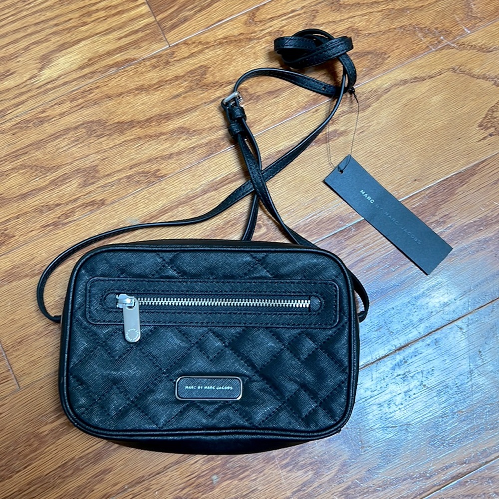 Black Marc Jacobs crossbody